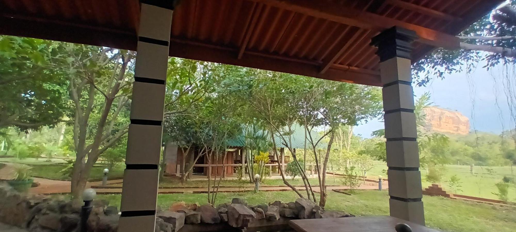 Sigiri Close-Up View Guest Sigiriya Bagian luar foto